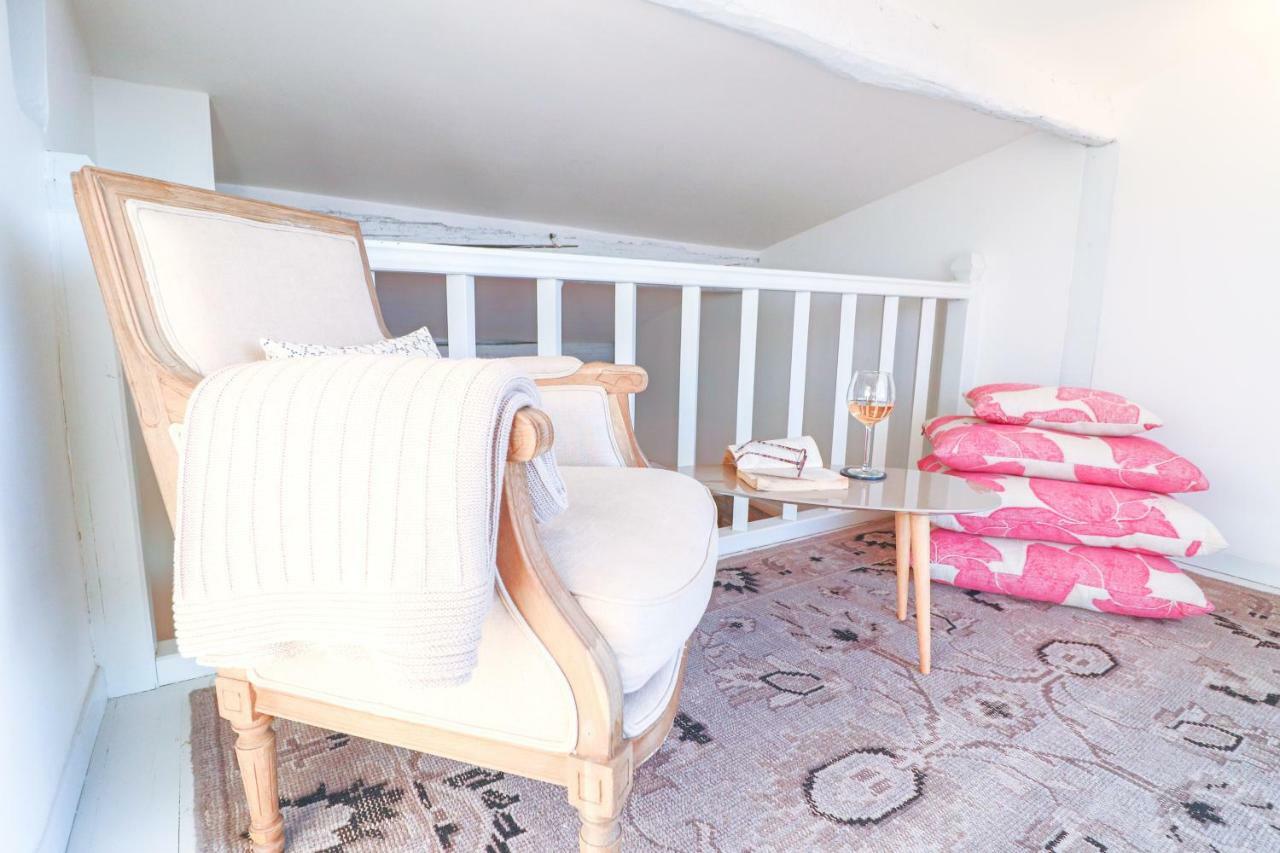 Clt - Unique Duplex & Terrace On The Provencal Market * Antibes